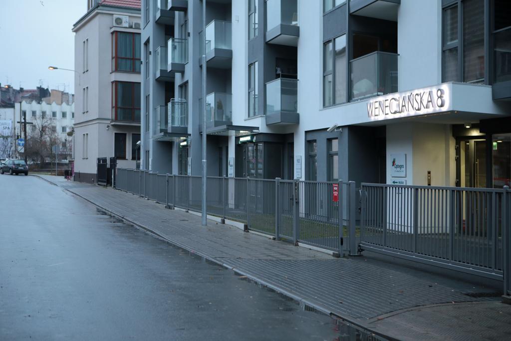 Super-Apartamenty Prestige Poznaň Exteriér fotografie